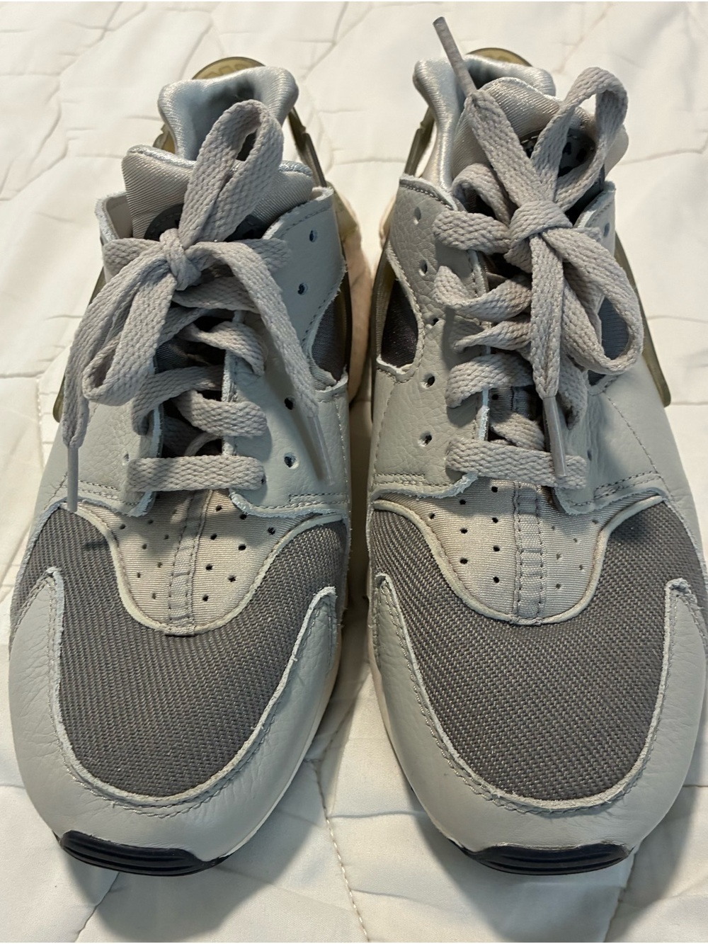 Nike Air Huarache Grey
